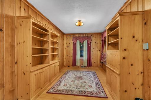 Library, reading nook, possible 3rd bedroom or sleeping area.
