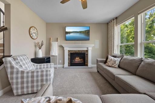 6872 Creekside Way, Excelsior, MN 55331