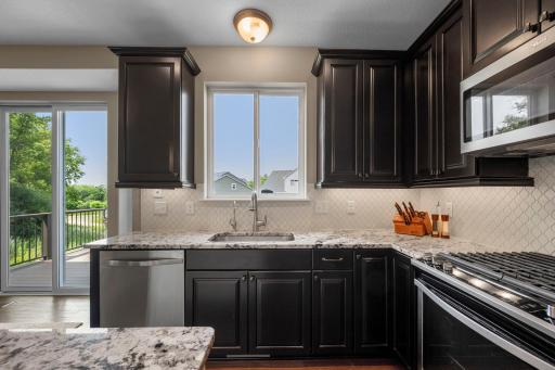 6872 Creekside Way, Excelsior, MN 55331
