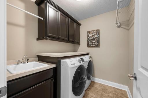 6872 Creekside Way, Excelsior, MN 55331