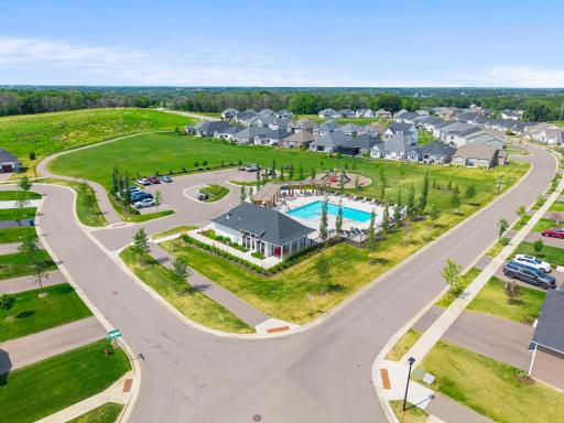 6872 Creekside Way, Excelsior, MN 55331