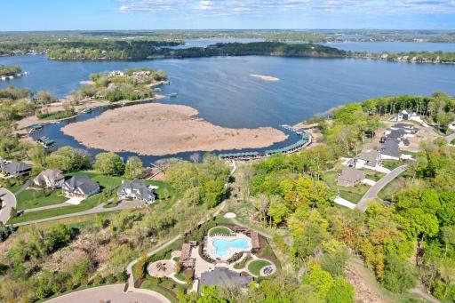6872 Creekside Way, Excelsior, MN 55331