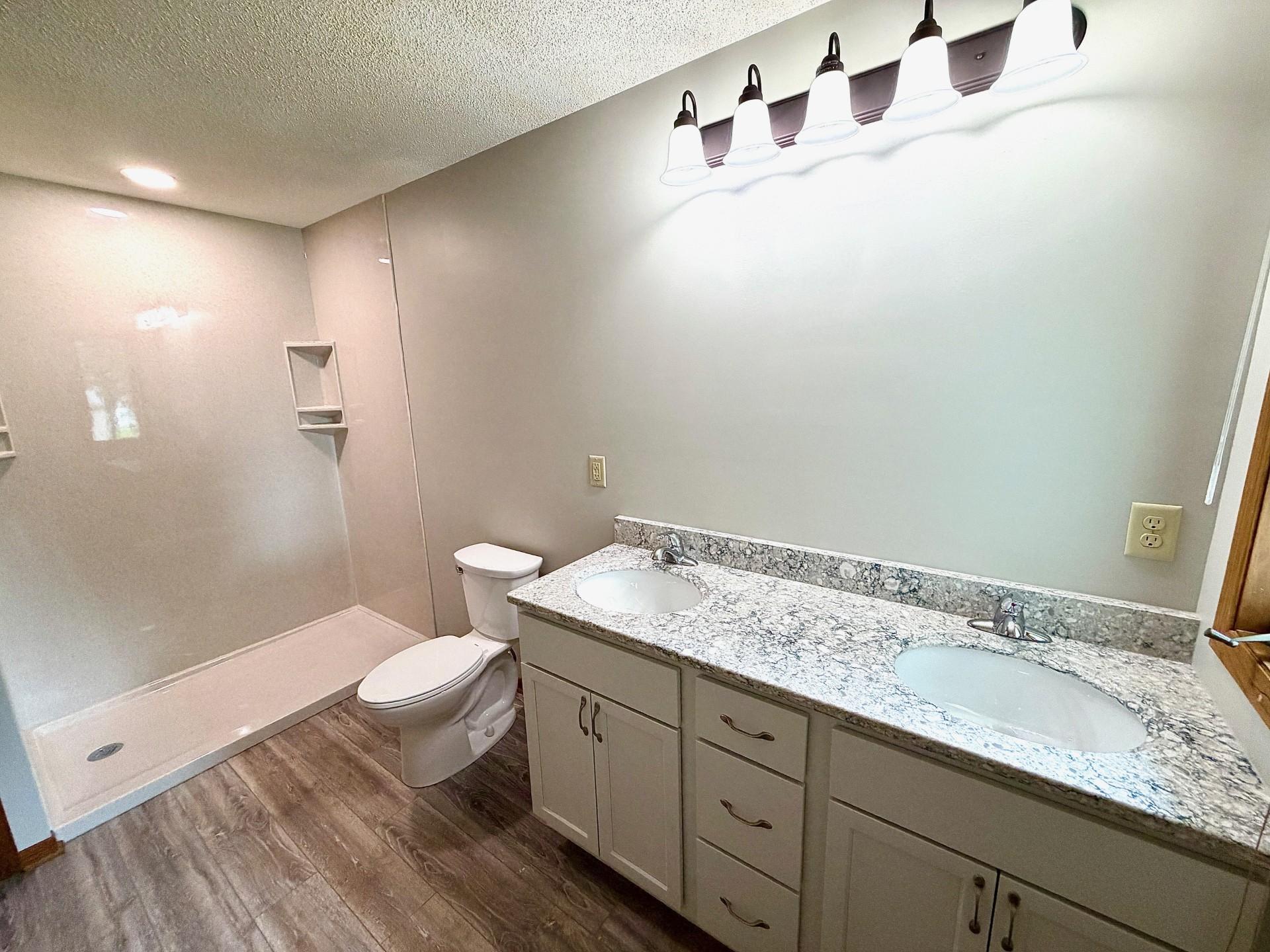 2c9ca71e-3690-4935-81fd-94cba77af6b6.jpg