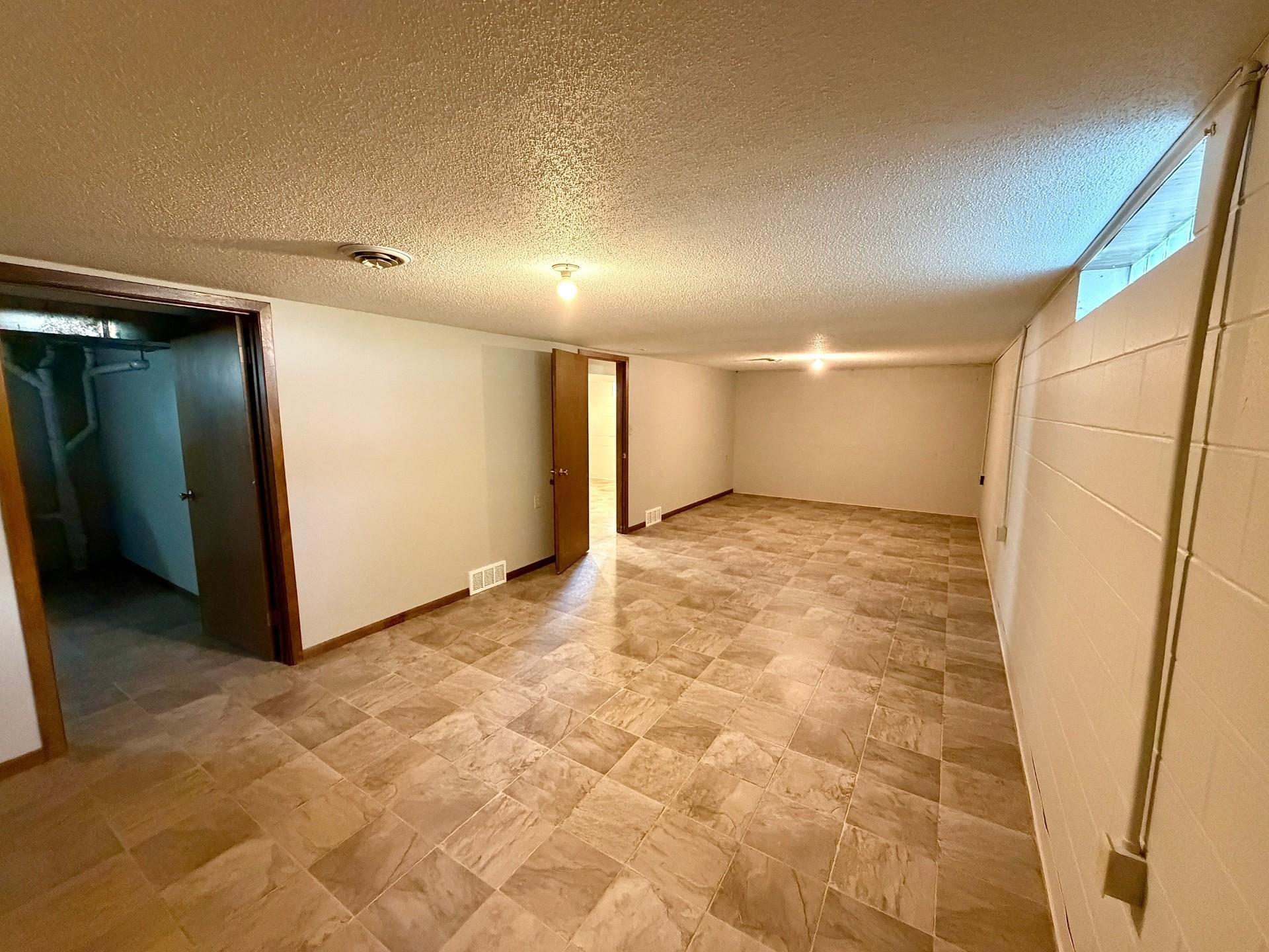 Recreation Room.jpg