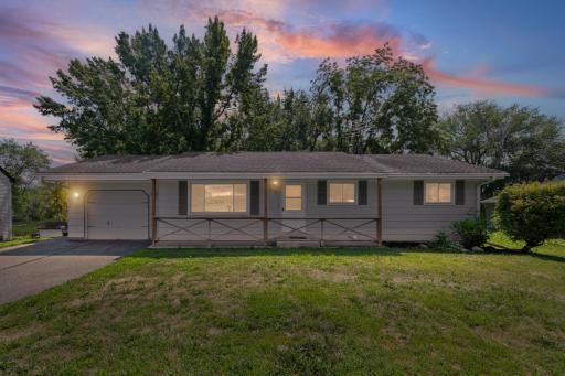 4321 Pleasant Street SE, Prior Lake, MN 55372