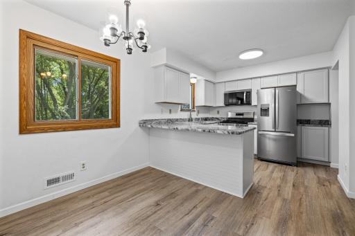 4321 Pleasant Street SE, Prior Lake, MN 55372