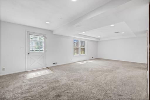 4321 Pleasant Street SE, Prior Lake, MN 55372