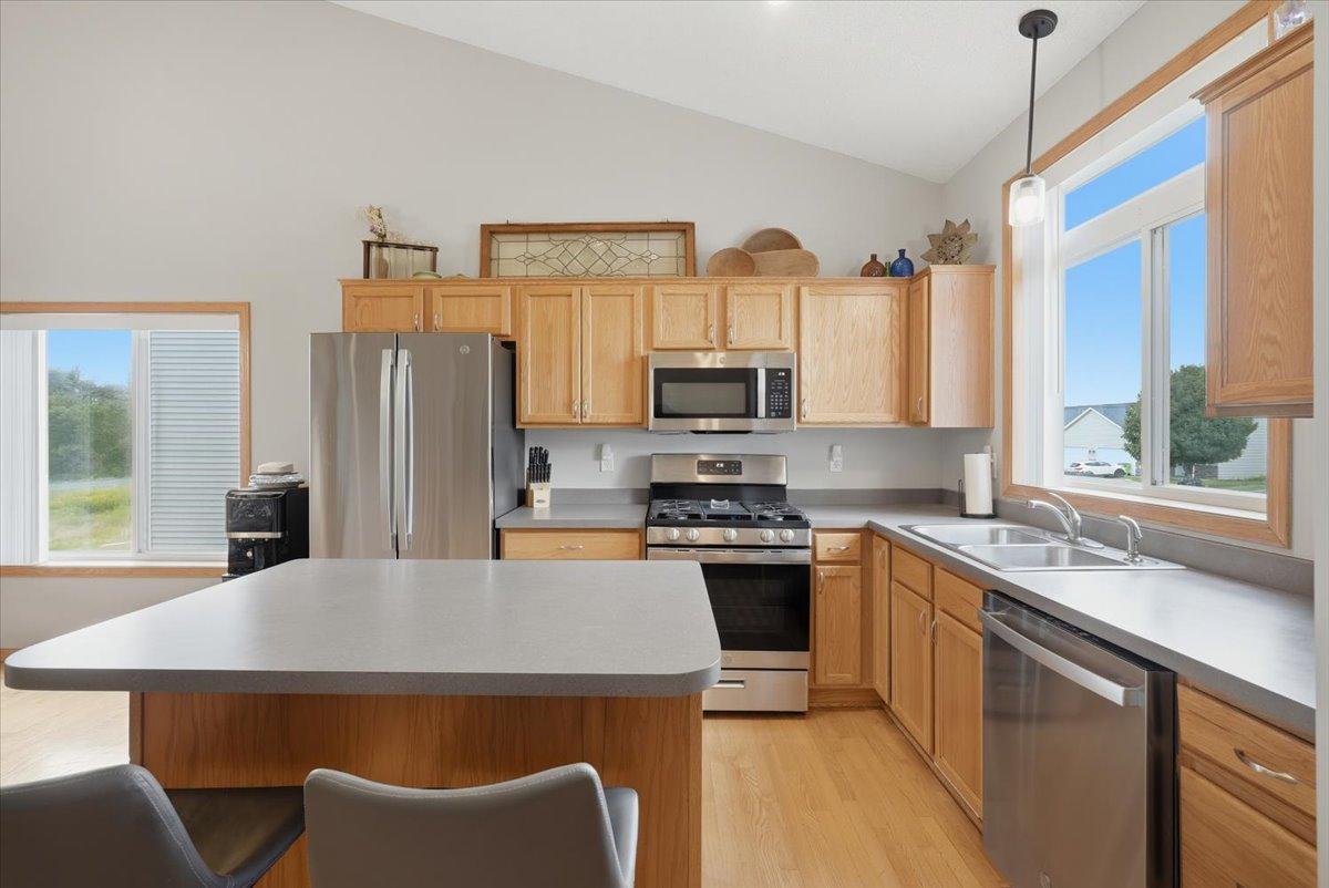08-Kitchen.jpg