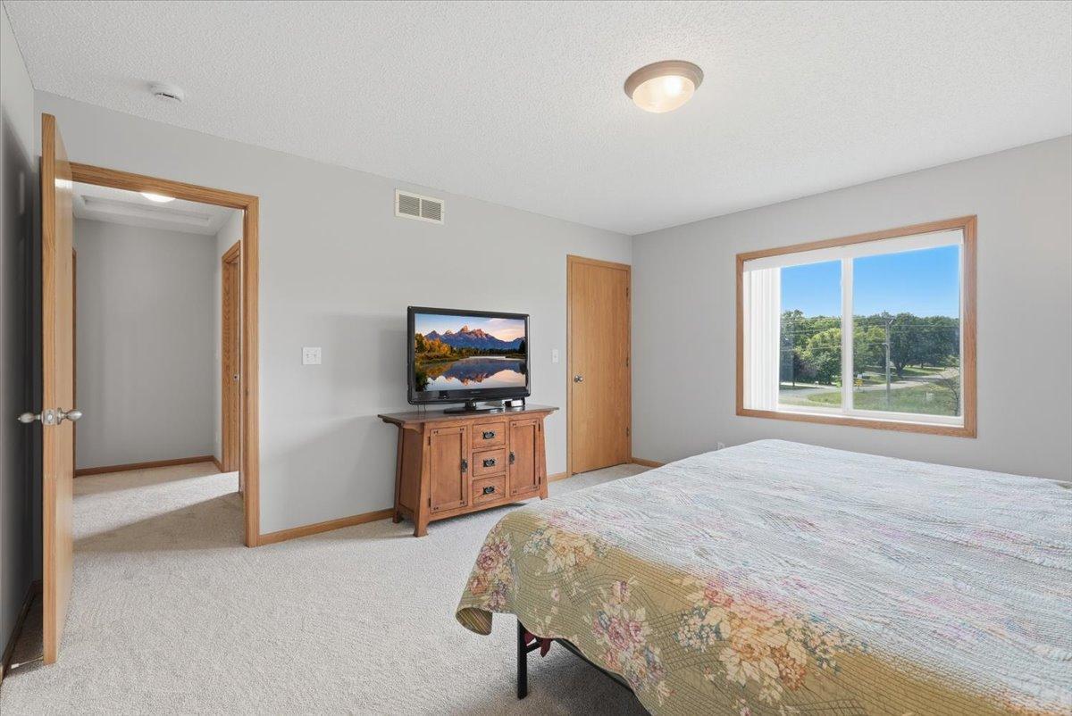 13-Primary Bedroom.jpg
