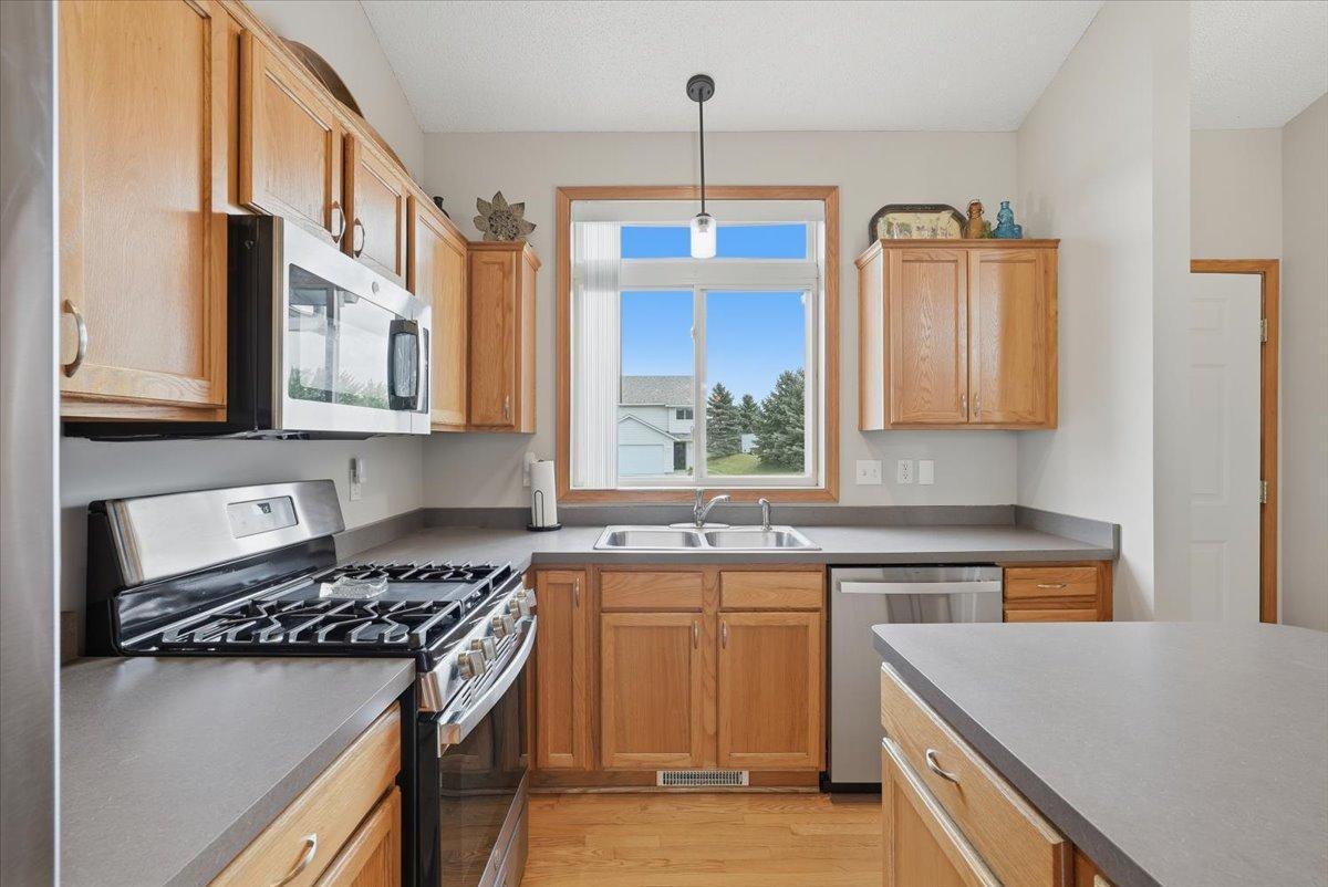 07-Kitchen.jpg