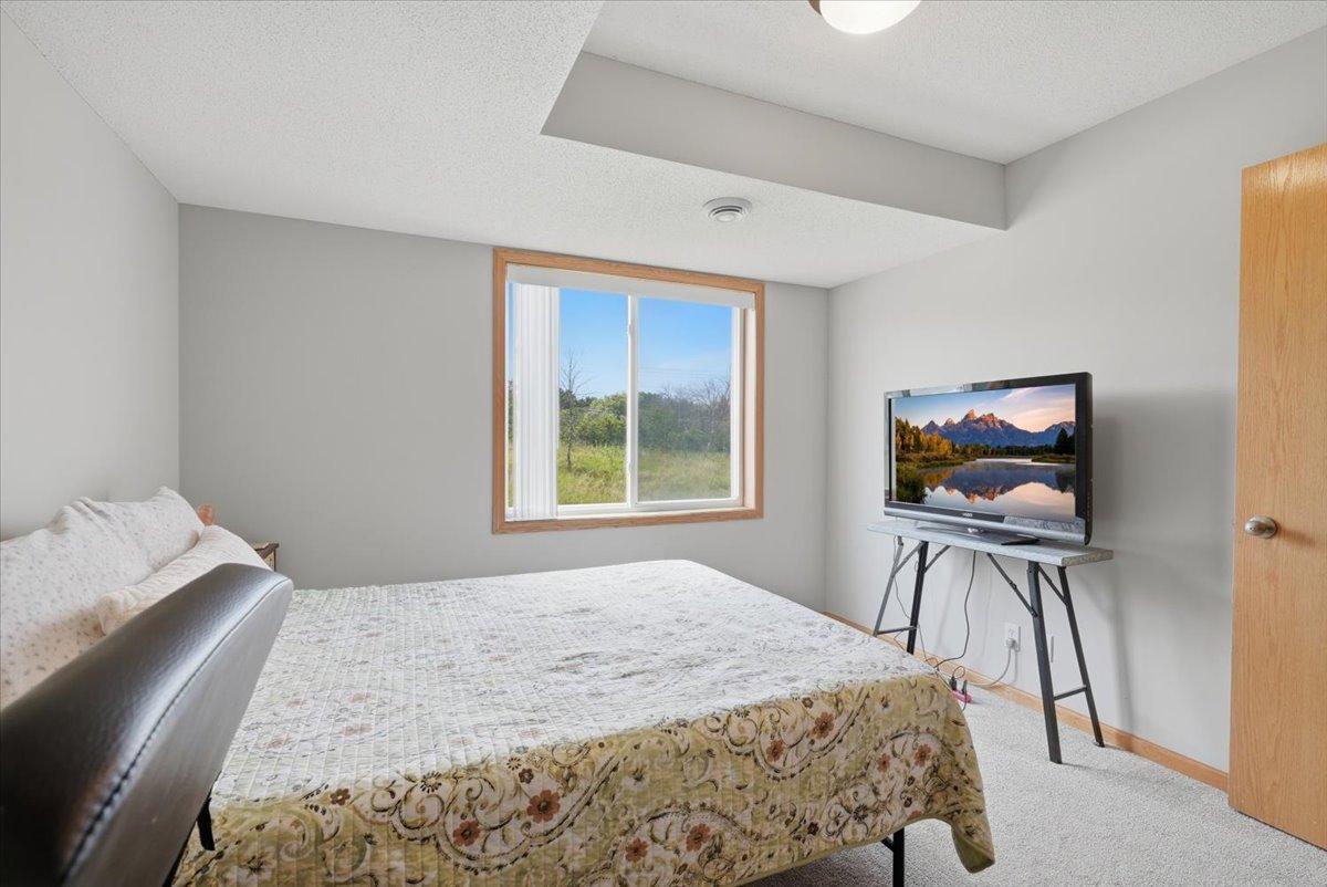 15-Bedroom 2.jpg