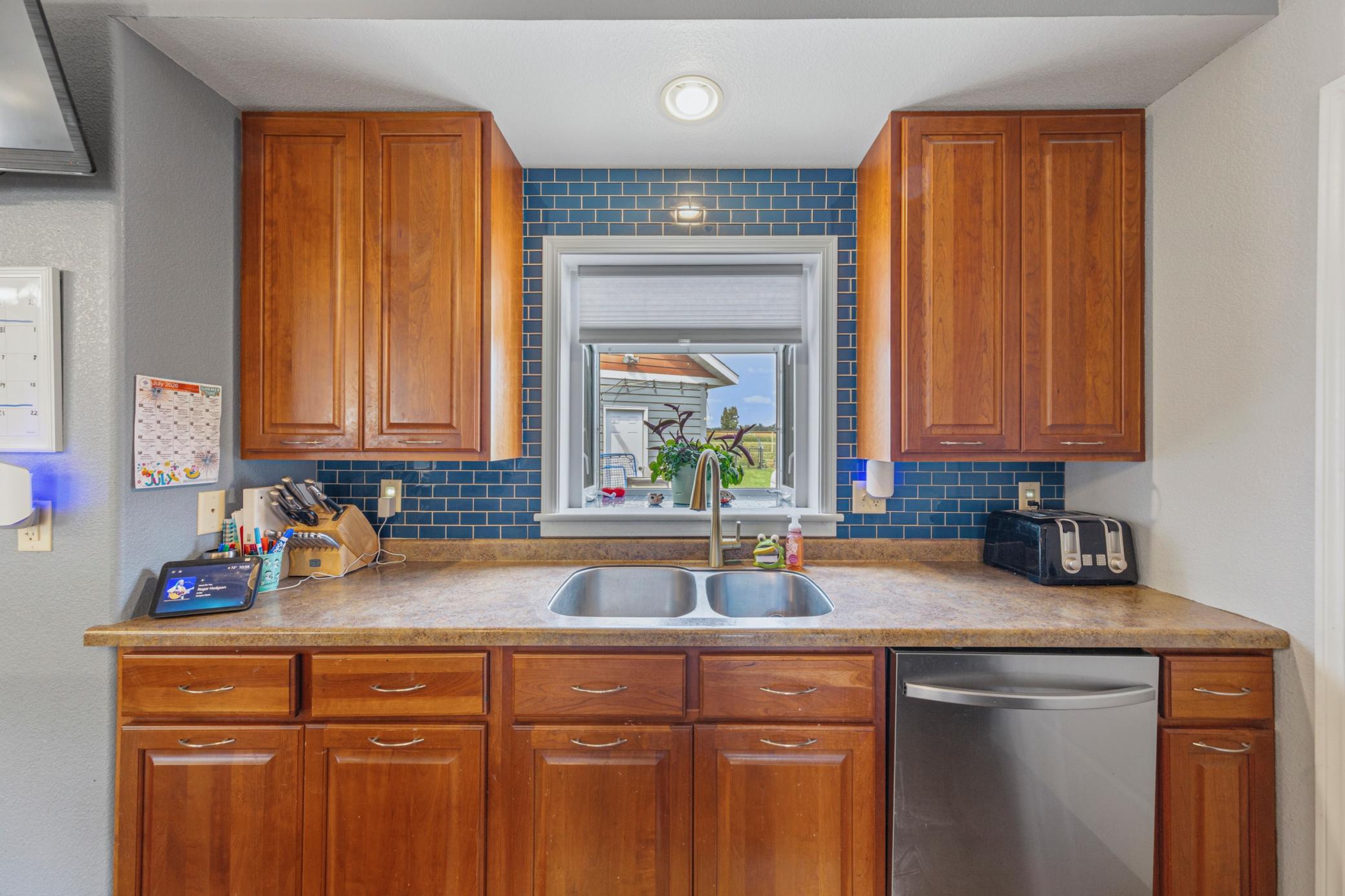 21_kitchenb962.jpg