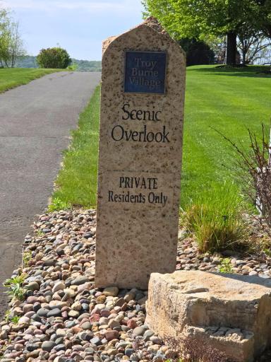One of three private, overlook seating areas of the St. Croix River Valley. Many residents enjoy a warm evening watching the stars, a full moon or the 4th of July fireworks along the St. Croix River.
