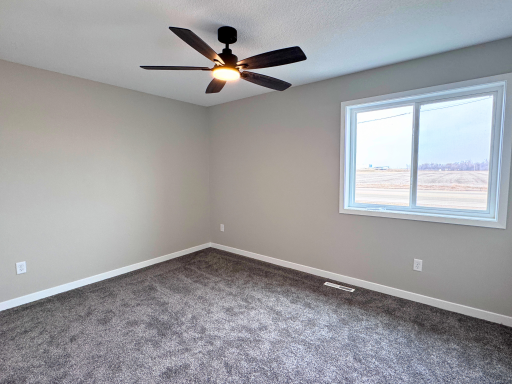 3202 Scotch Lane, Mankato, MN 56001