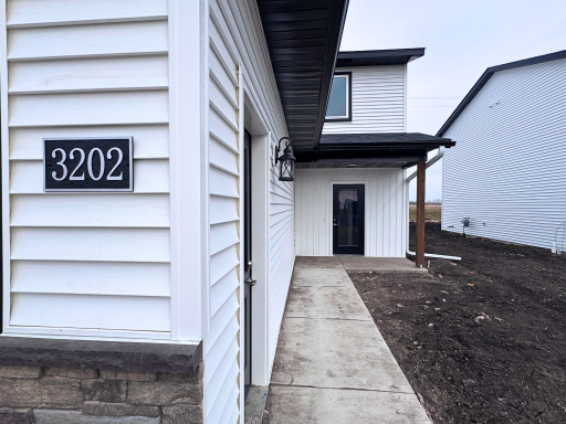 3202 Scotch Lane, Mankato, MN 56001