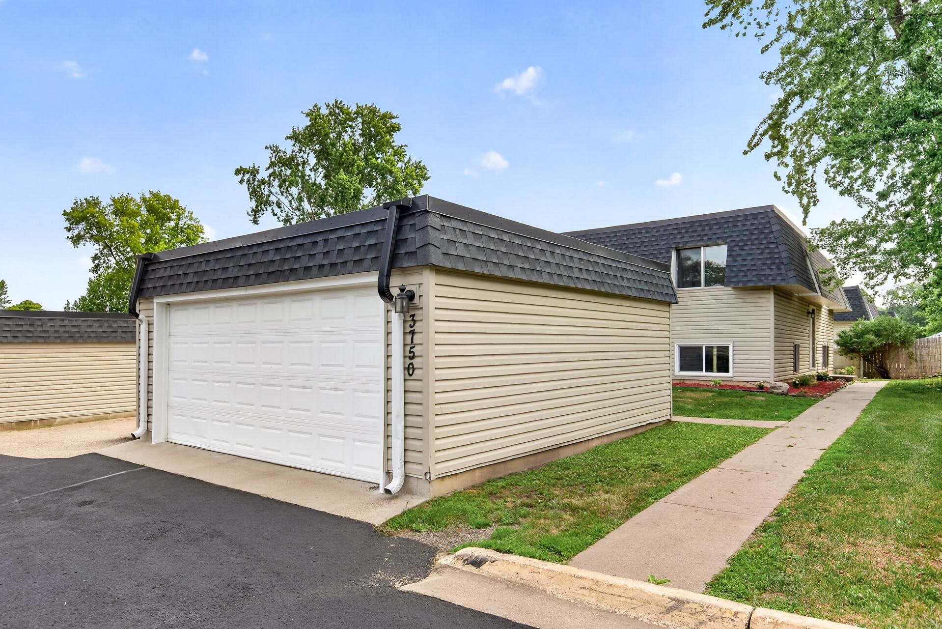 2 stall, detached garage