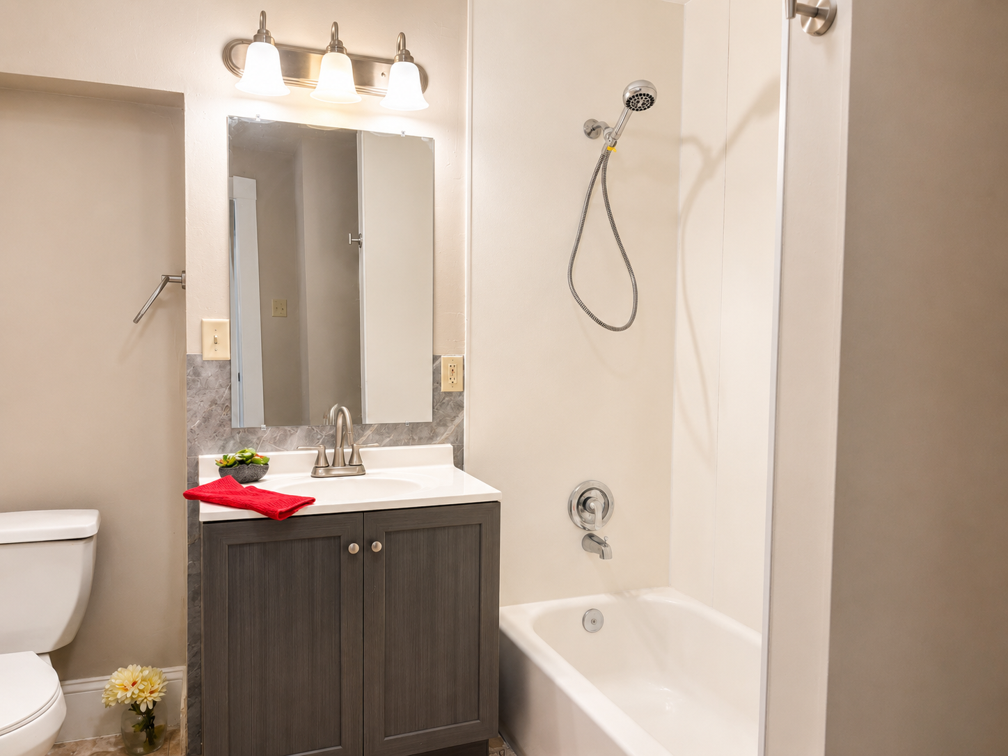 Clean and Updated Full Bathroom Upstairs