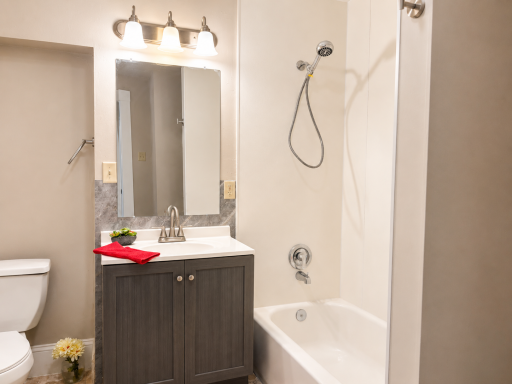 Clean and Updated Full Bathroom Upstairs