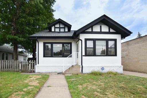 2422 Jefferson Street NE, Minneapolis, MN 55418