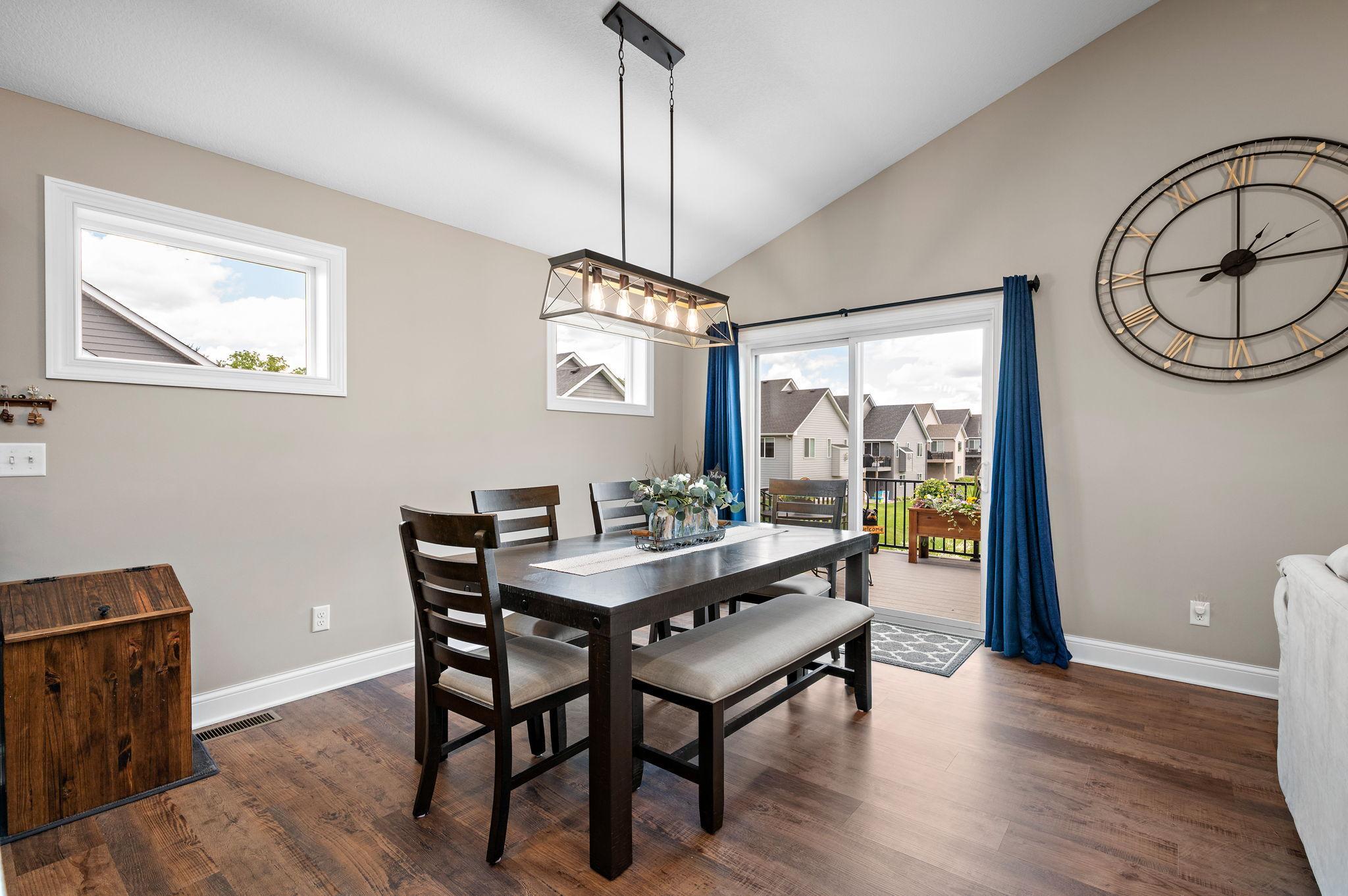 19-web-or-mls-16057-olive-st-nw.jpg