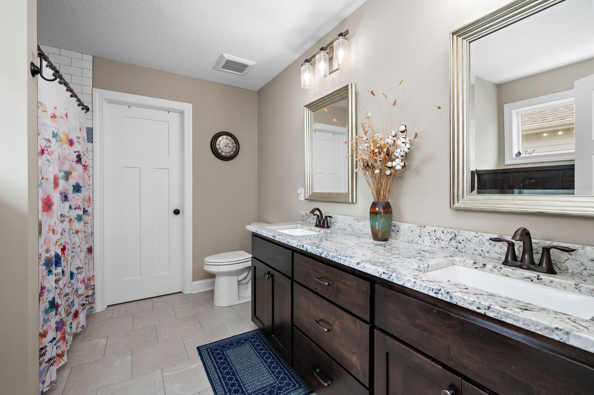 26-web-or-mls-16057-olive-st-nw.jpg