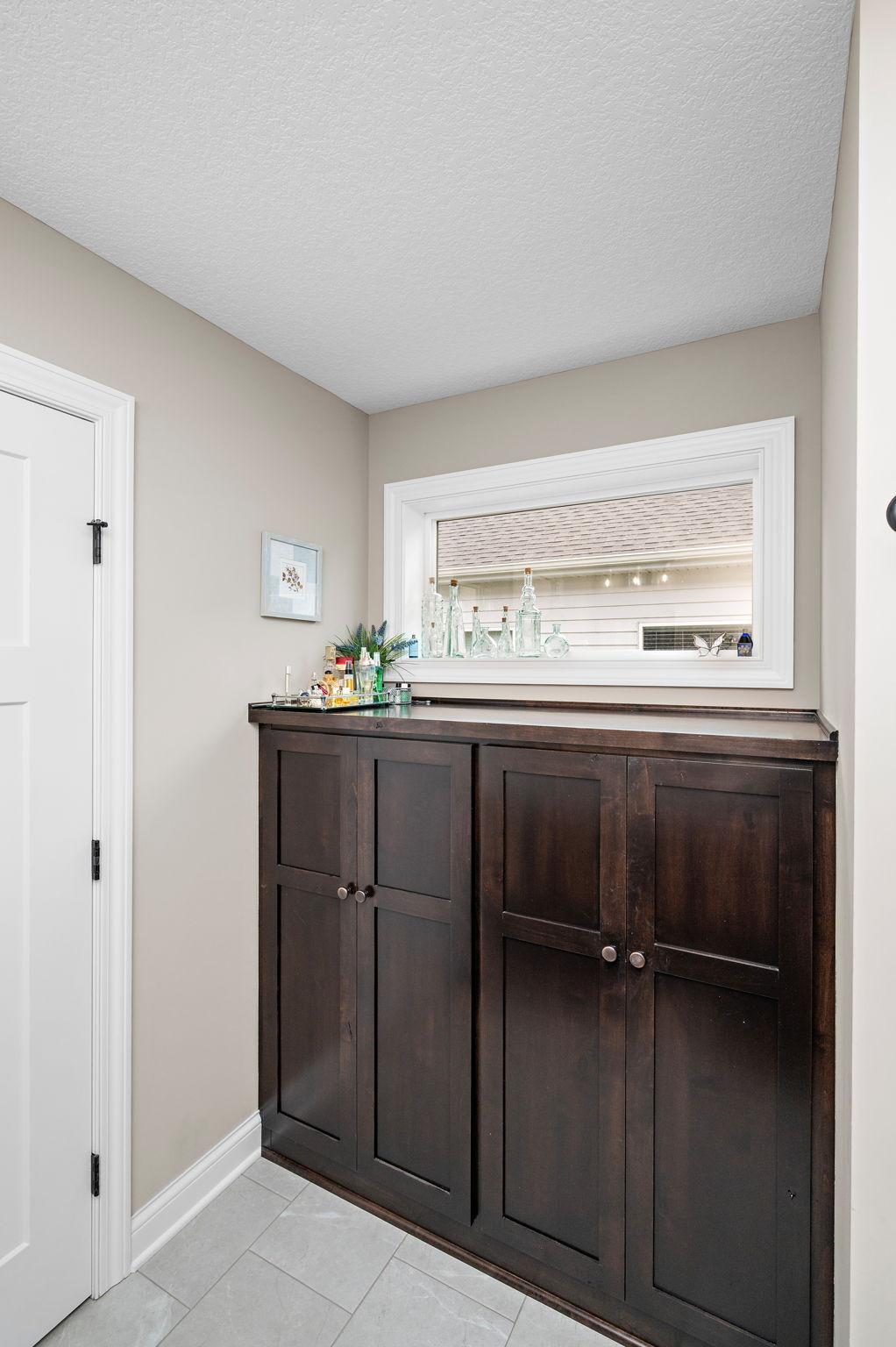 28-web-or-mls-16057-olive-st-nw.jpg