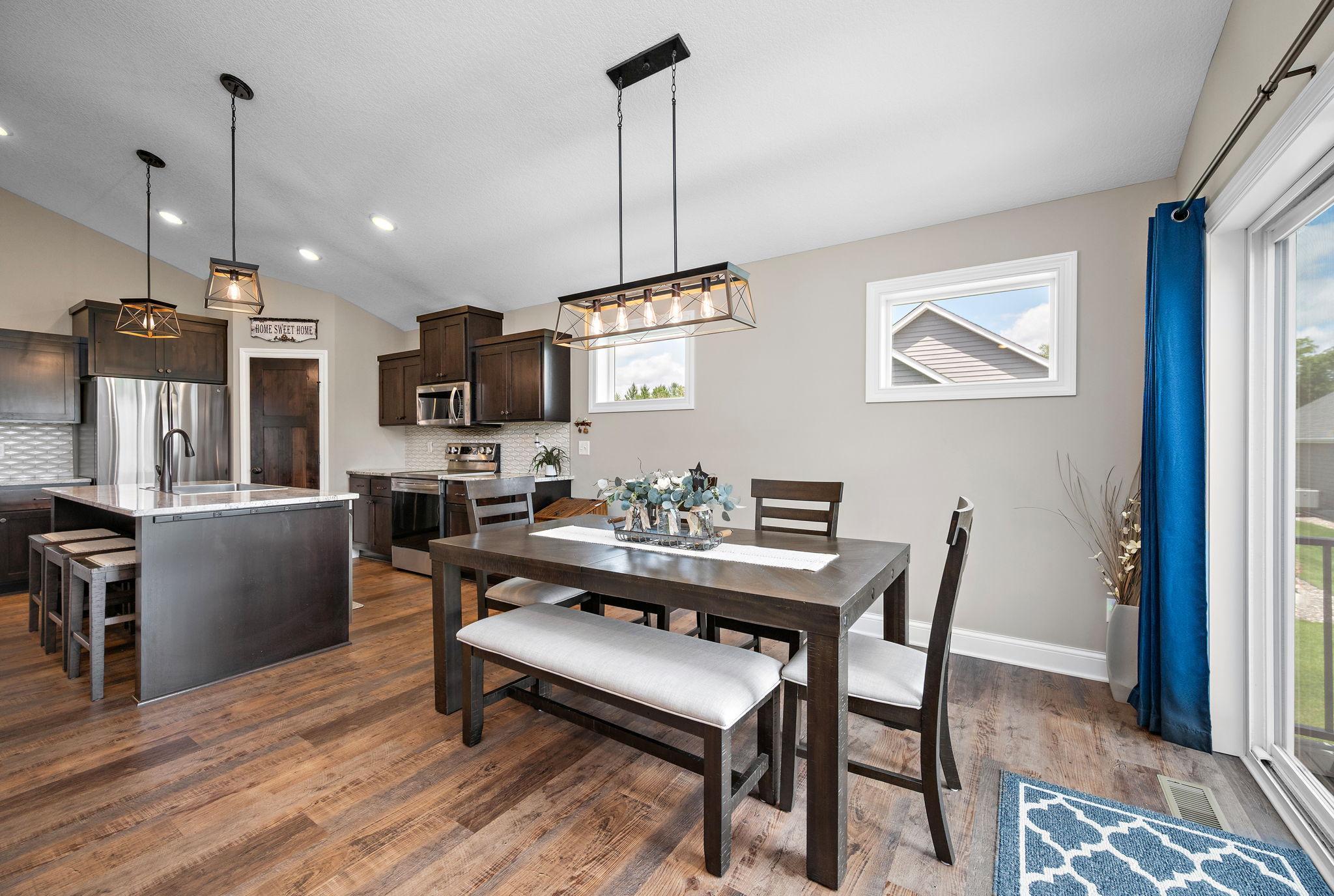 21-web-or-mls-16057-olive-st-nw.jpg