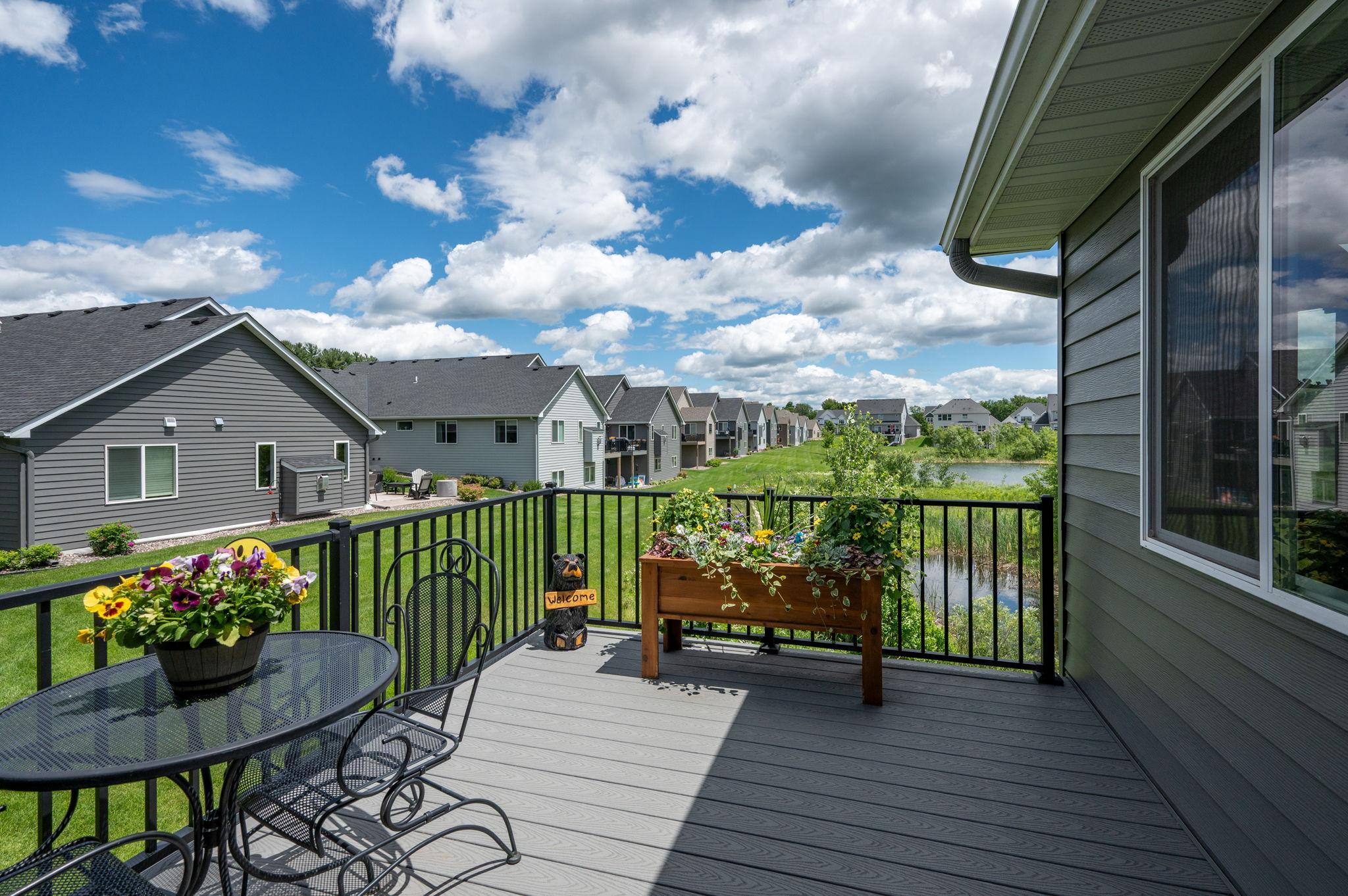 41-web-or-mls-16057-olive-st-nw.jpg