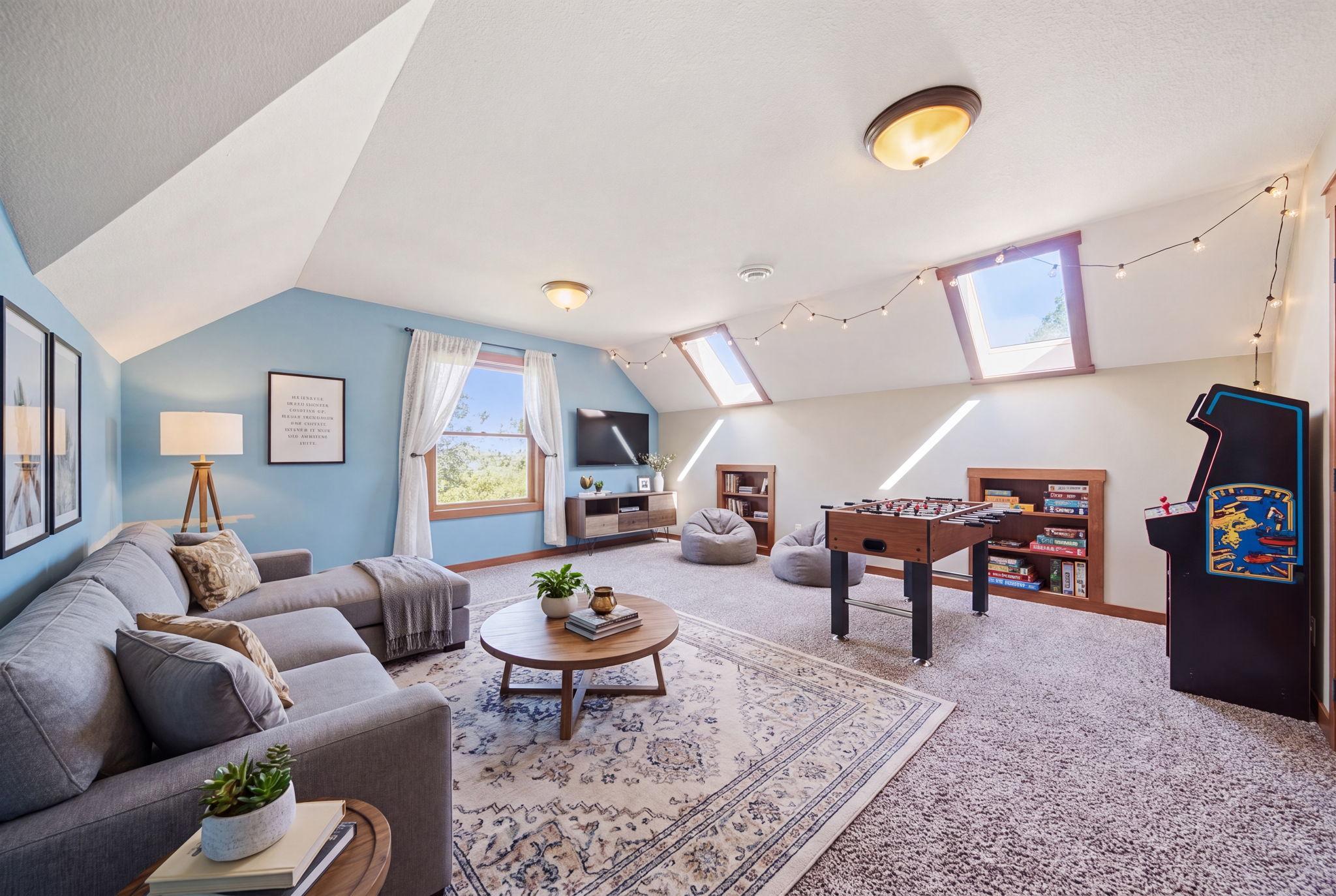 Bonus room (virtually staged)