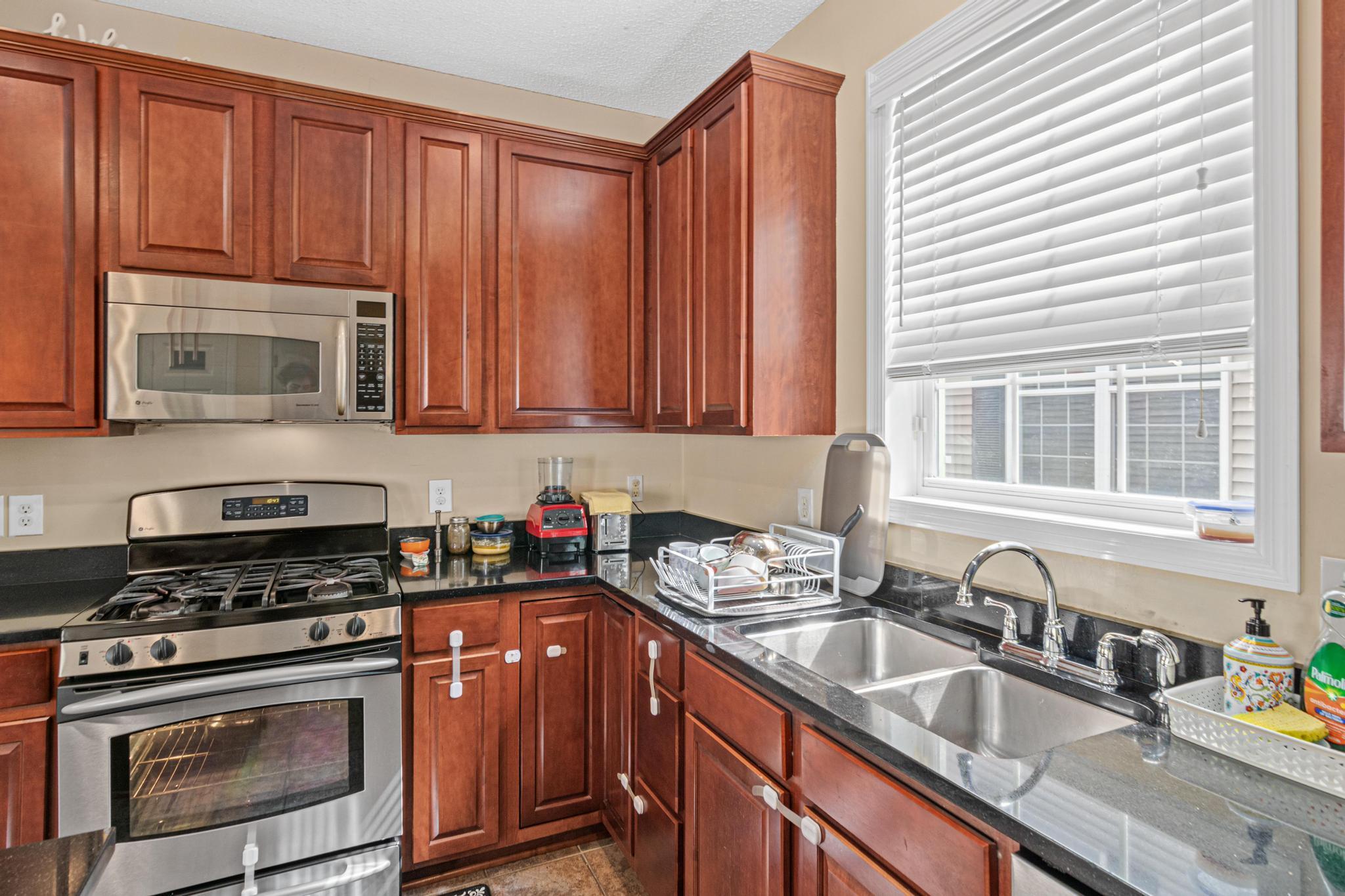 15587 Crab Apple Ln-13.jpg