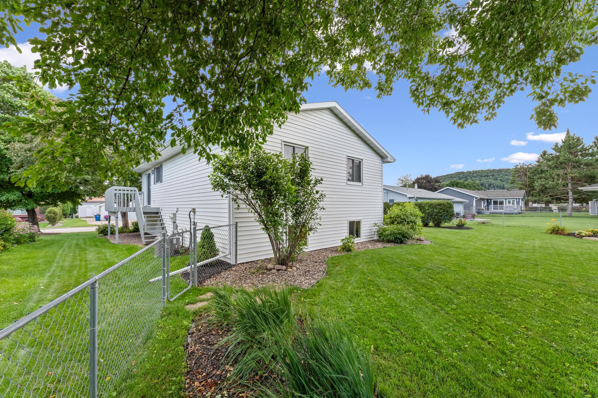 1218 Poplar St LaCrescent MN (25).jpg