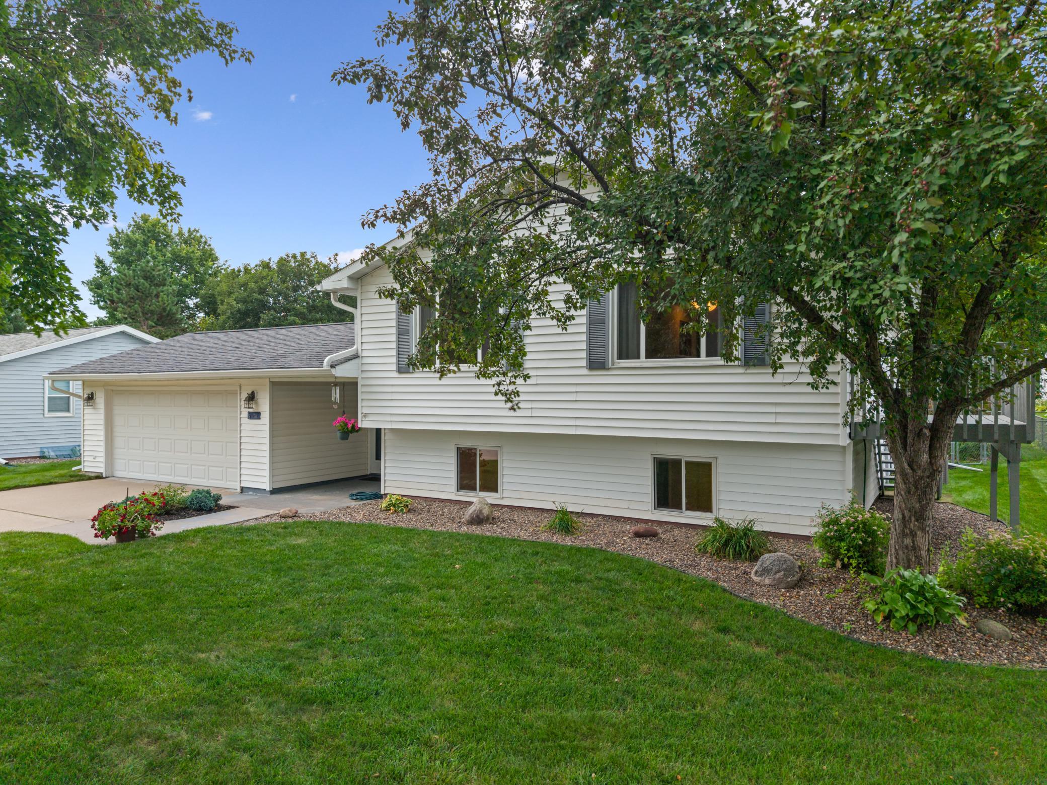1218 Poplar St LaCrescent MN (23).jpg