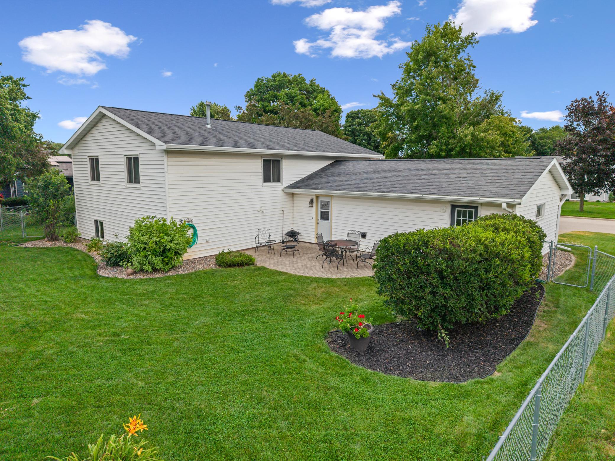 1218 Poplar St LaCrescent MN (24).jpg