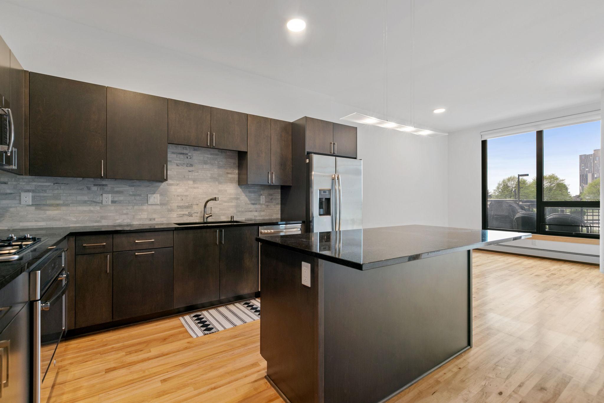 5-web-or-mls-1240-S-2nd-St-225-6.jpg