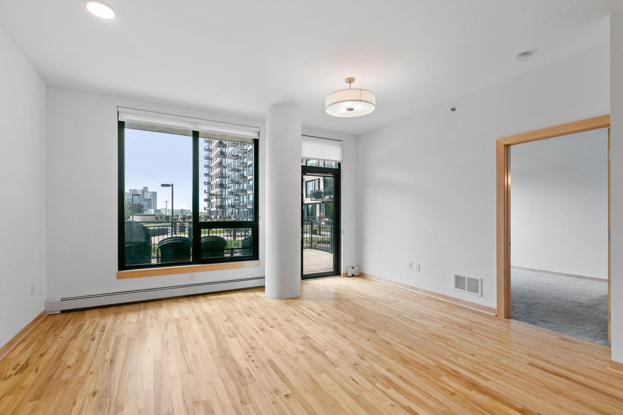 13-web-or-mls-1240-S-2nd-St-225-30.jpg