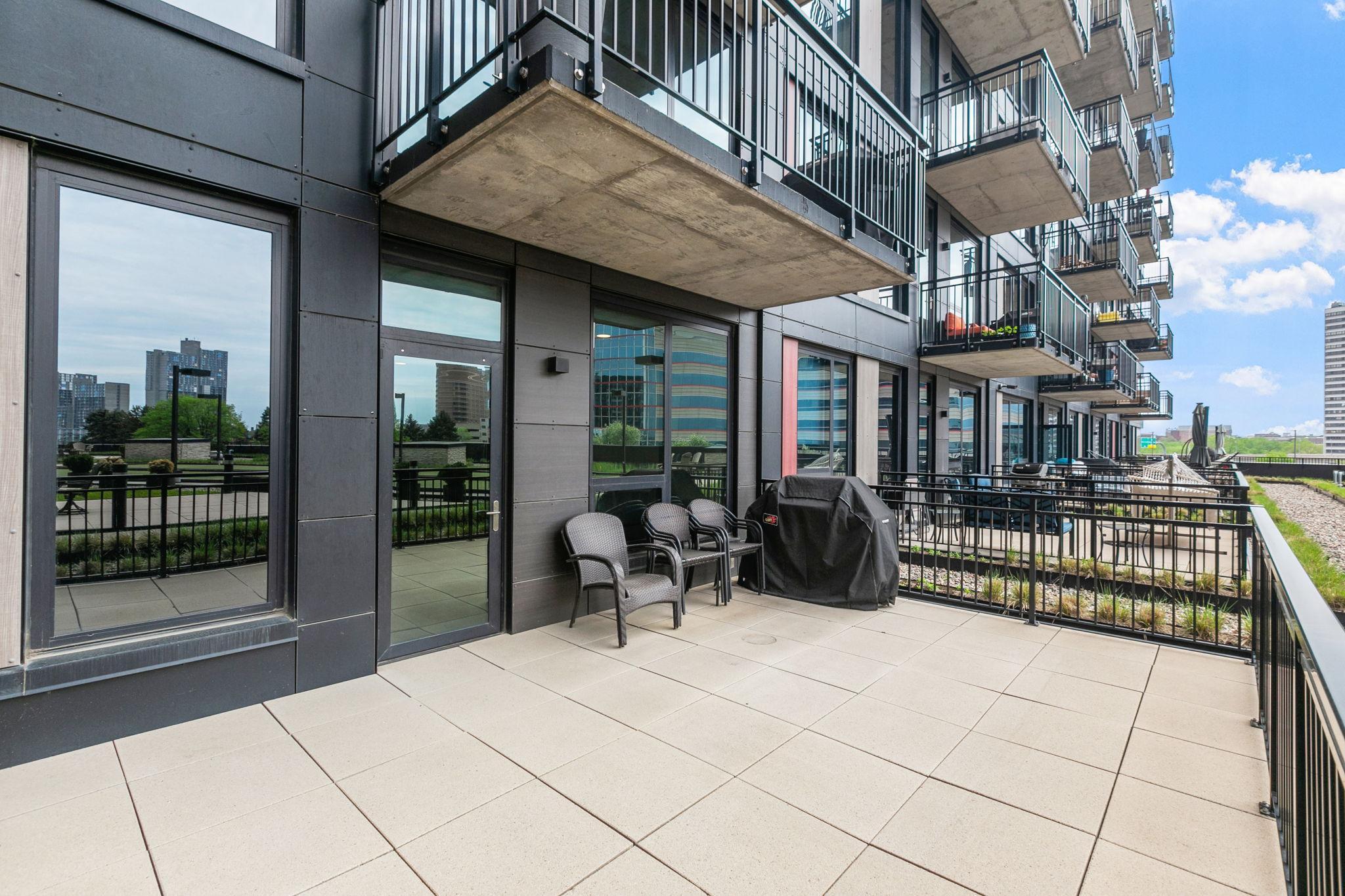 28-web-or-mls-1240-S-2nd-St-225-75.jpg