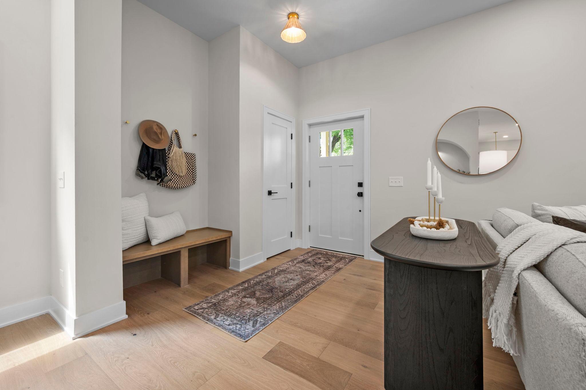 13-web-or-mls-5801 Fairfax Ave-134.jpg