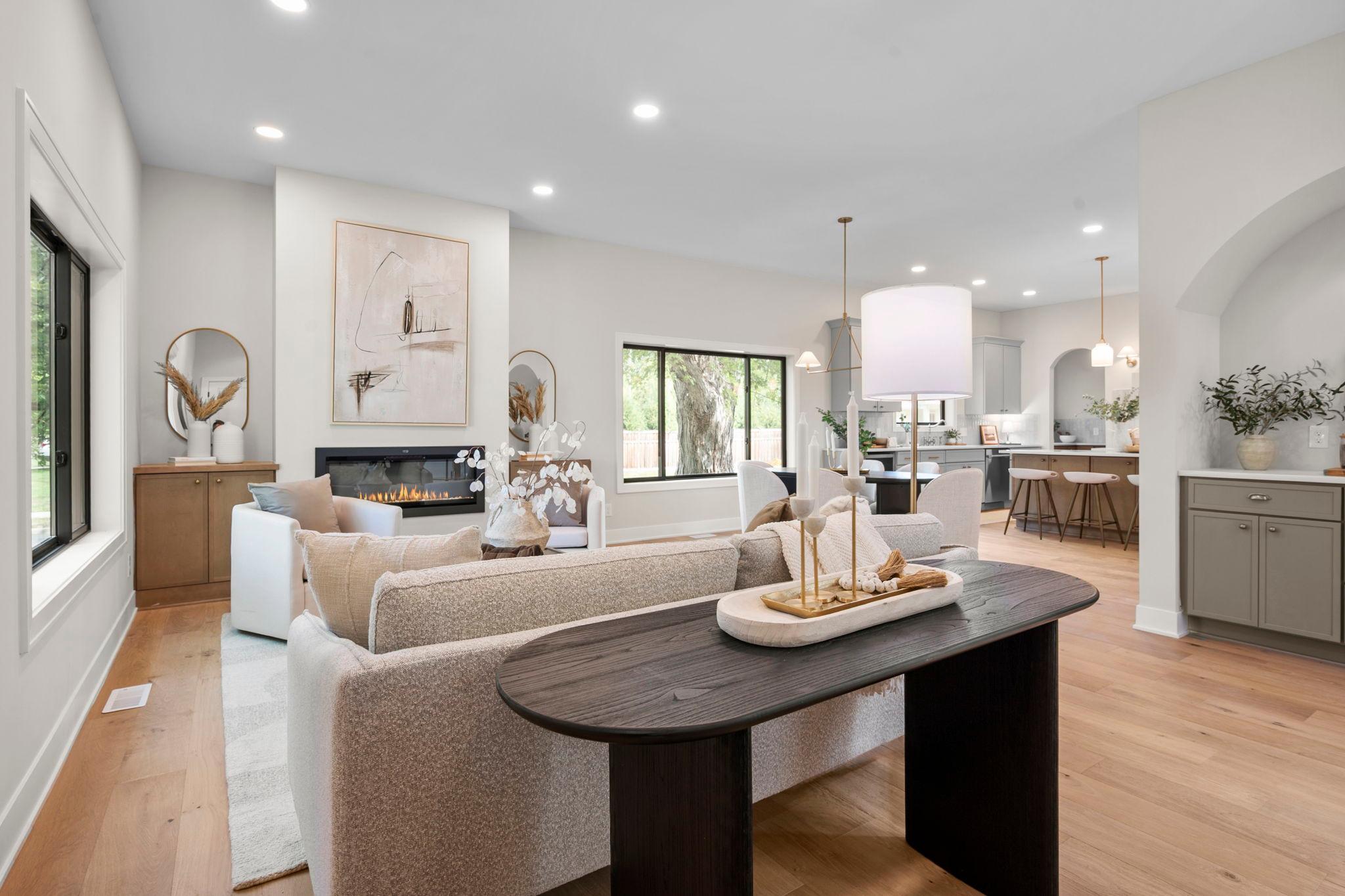 14-web-or-mls-5801 Fairfax Ave-94.jpg