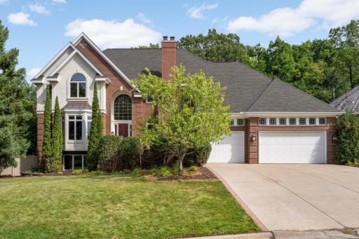 Photo for 14709 White Oak Drive, Burnsville, MN 55337 - listing #7114206 14709 White Oak Drive, Burnsville, MN 55337