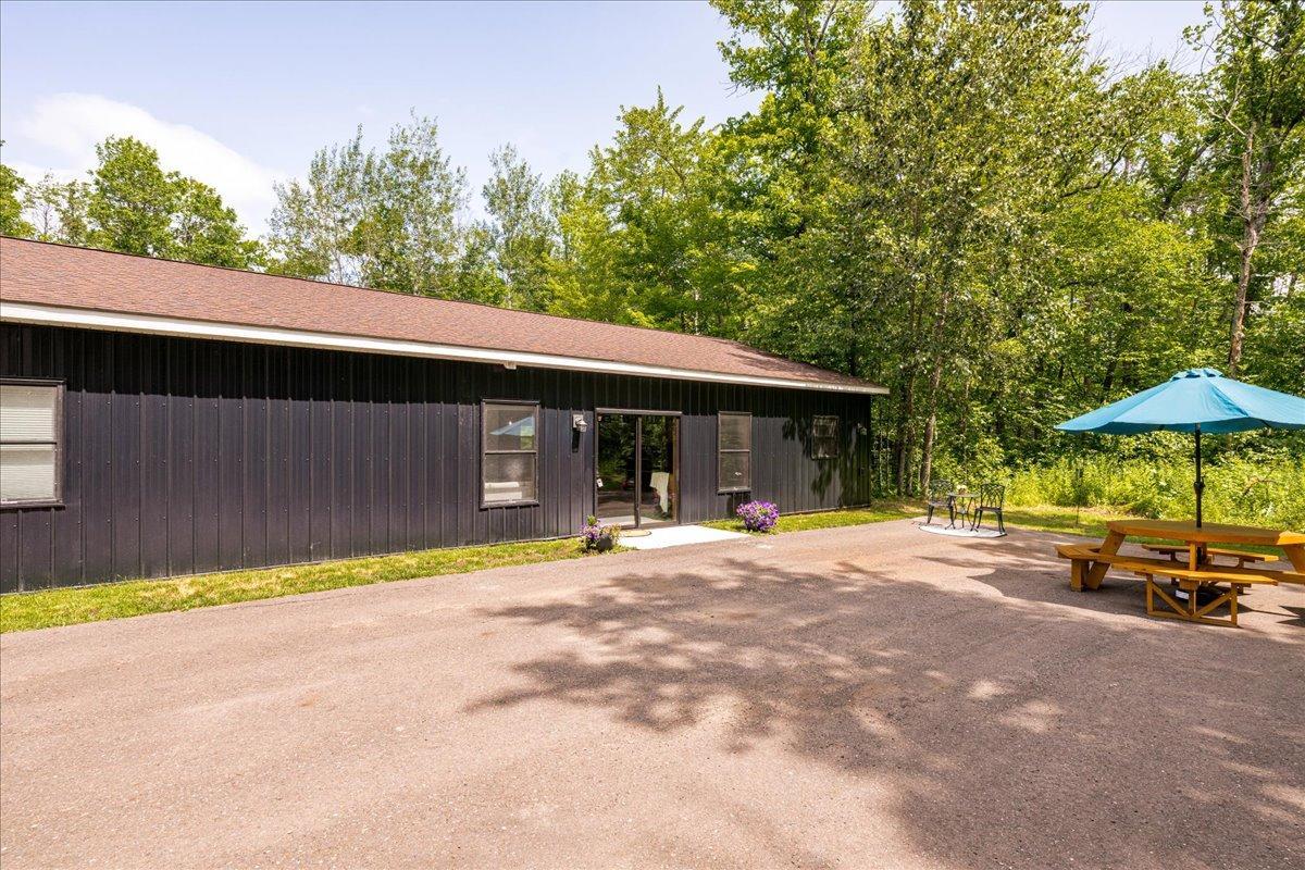 32-Spruce Ln-31.jpg