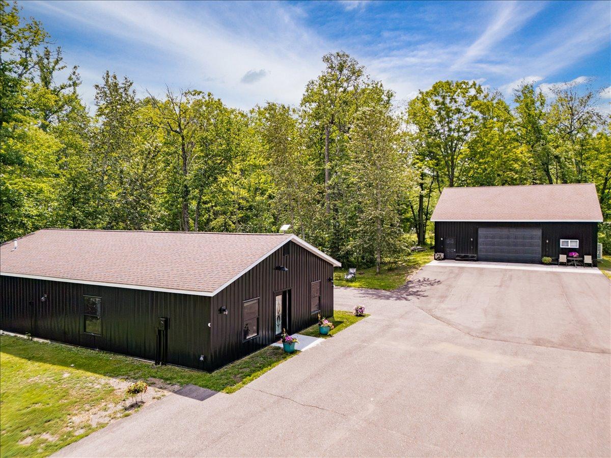 43-Spruce Ln-43.jpg