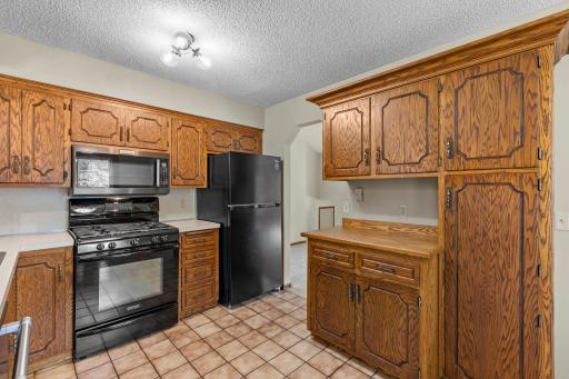 13 Woodcrest Drive, Circle Pines, MN 55014
