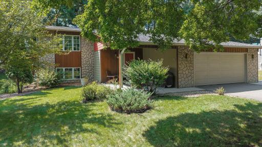 13 Woodcrest Drive, Circle Pines, MN 55014