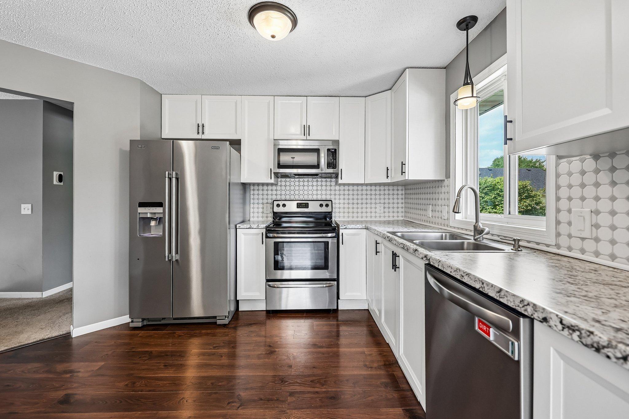Ample cabinet space