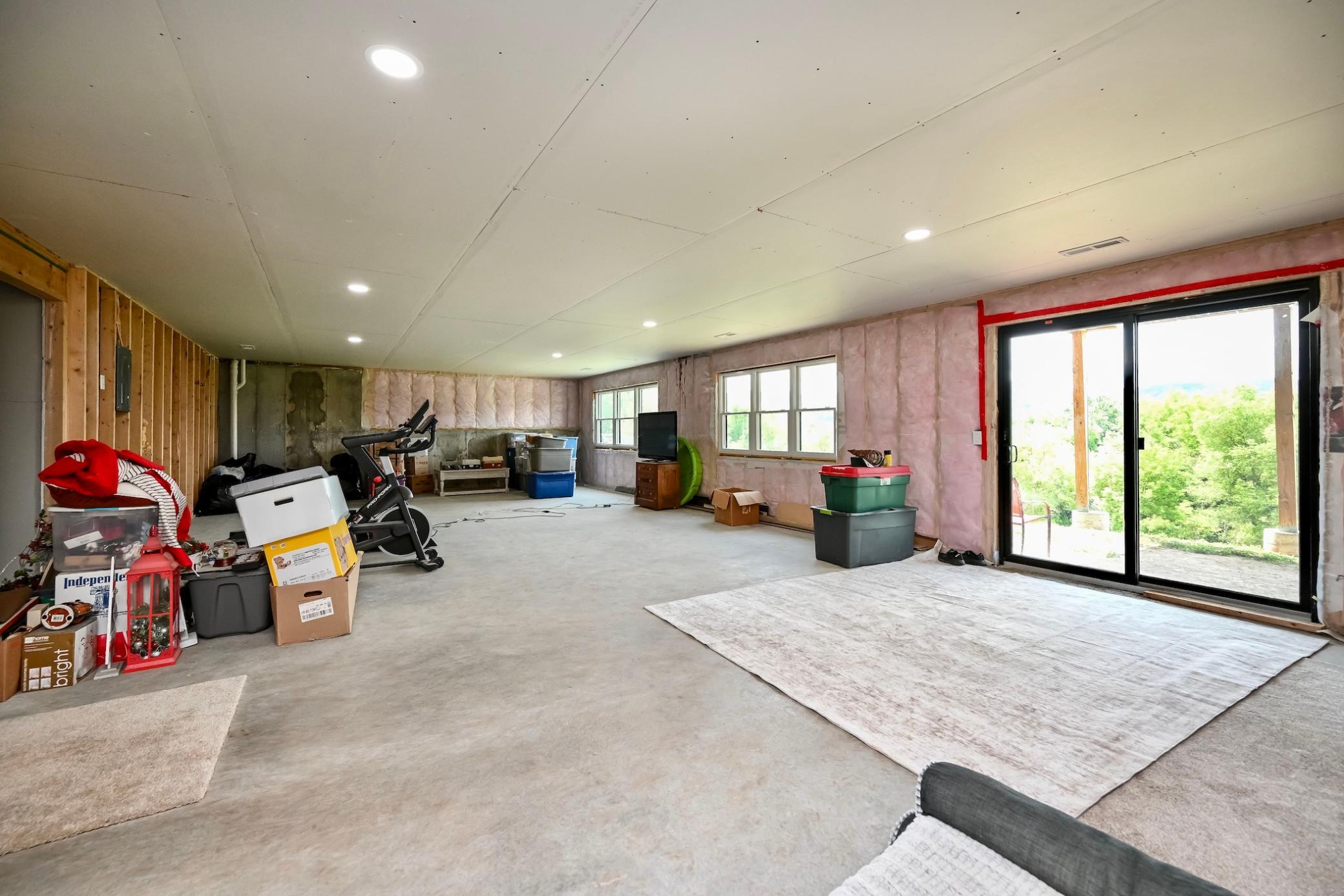 28 LL Potential Family Room.jpg