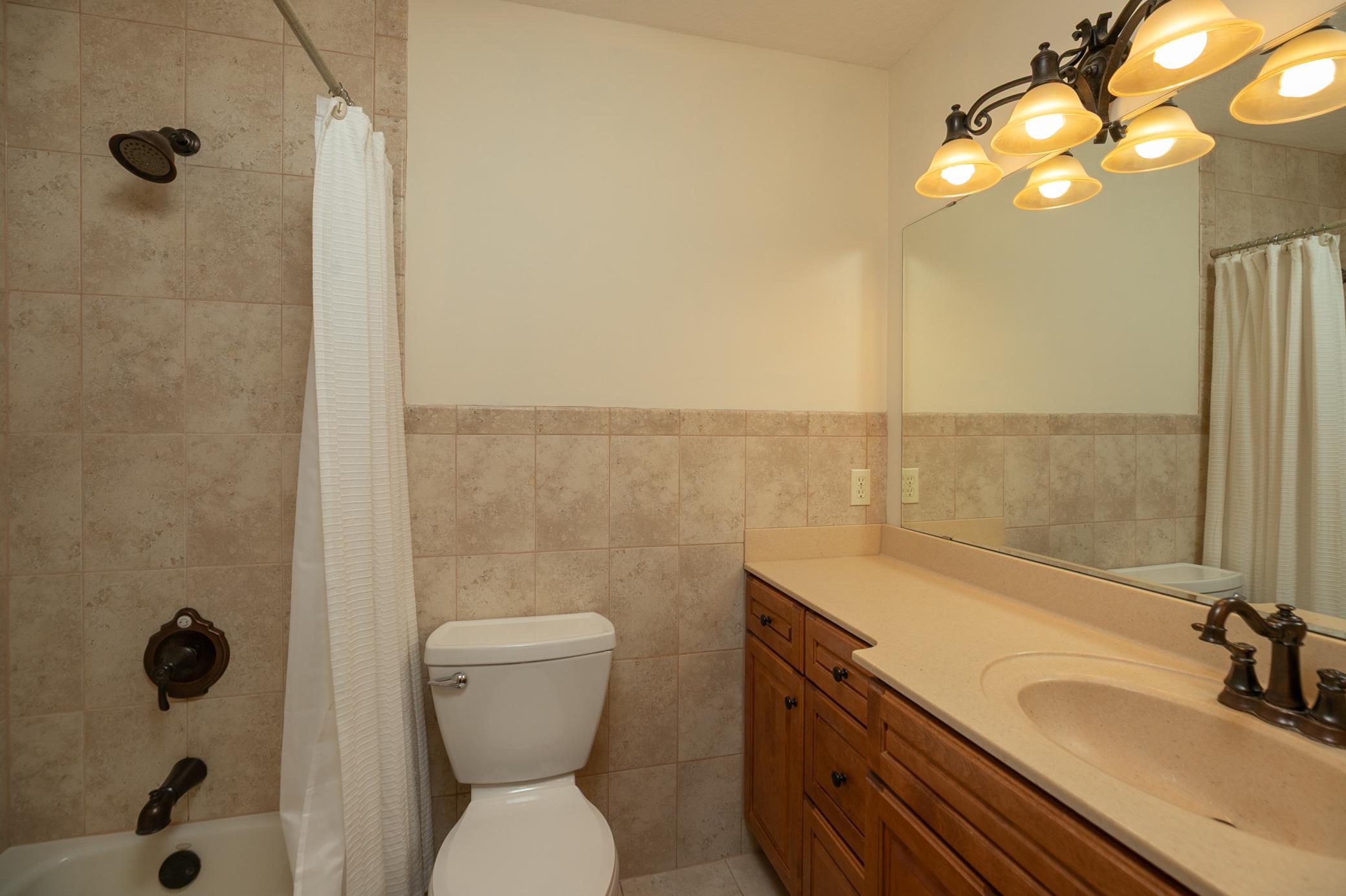 Primary Full Bathroom