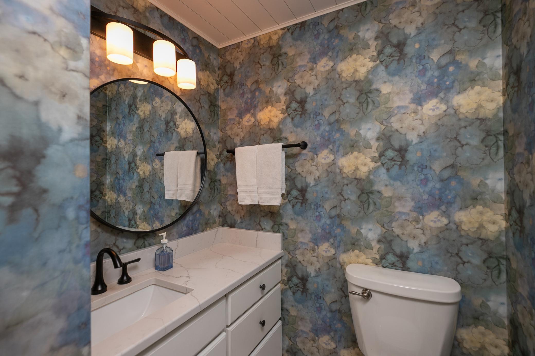 1/2 Bath Main Level