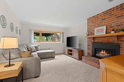 10359 Huntington Drive, Eden Prairie, MN 55347