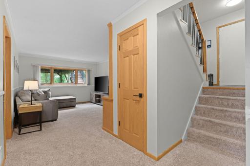 10359 Huntington Drive, Eden Prairie, MN 55347