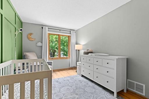 10359 Huntington Drive, Eden Prairie, MN 55347
